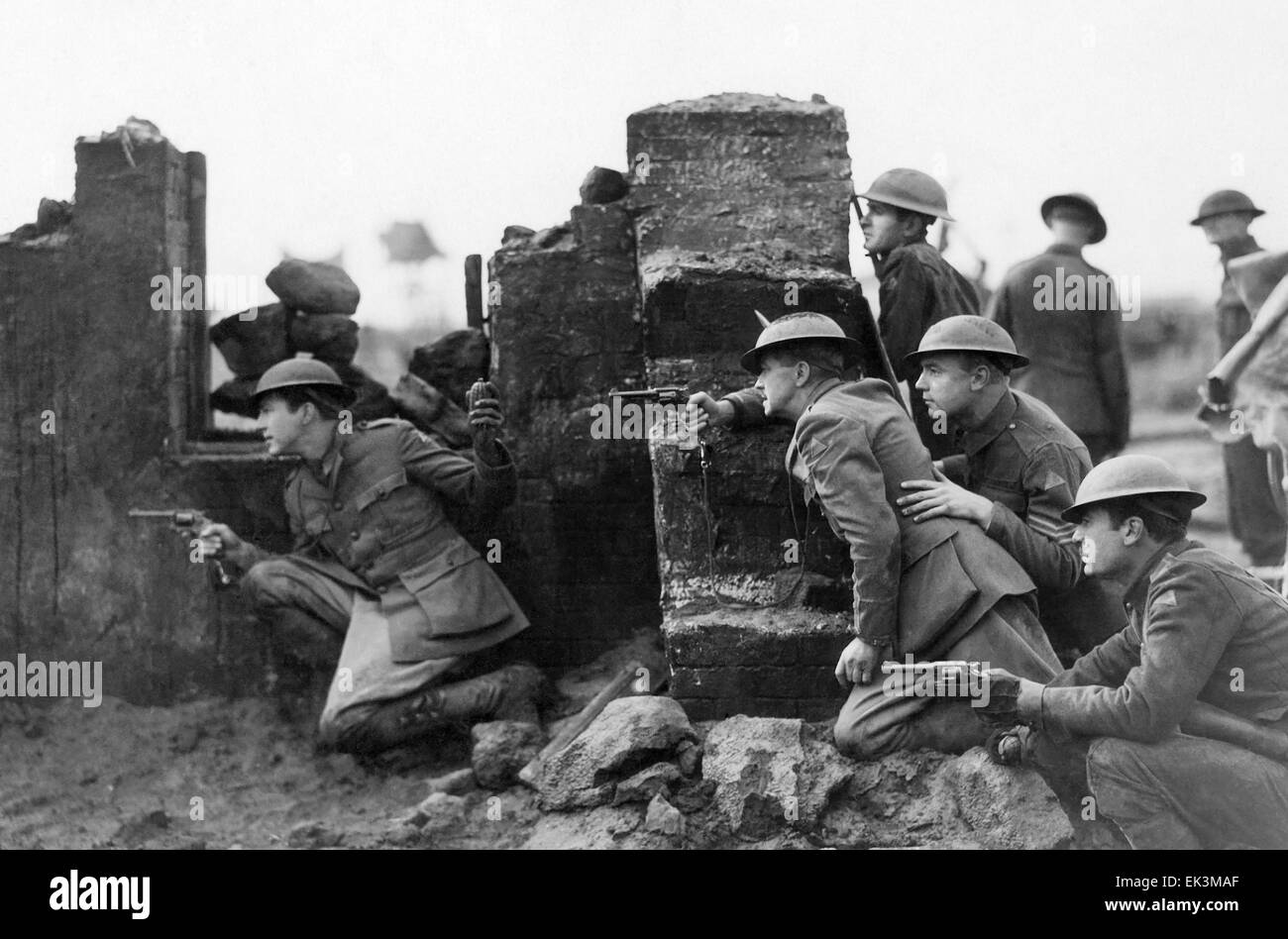 Scène de guerre, sur-ensemble du film 'Journey's End', 1930 Banque D'Images