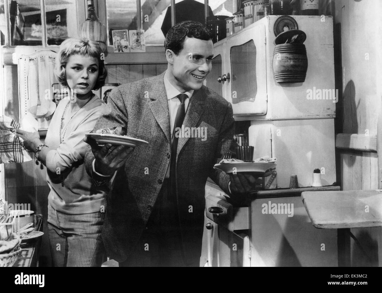 Geneviève Cluny, Jean-Louis Maury, sur-ensemble du film 'l'amour' (aka Les Jeux de l'Amour), 1960 Banque D'Images