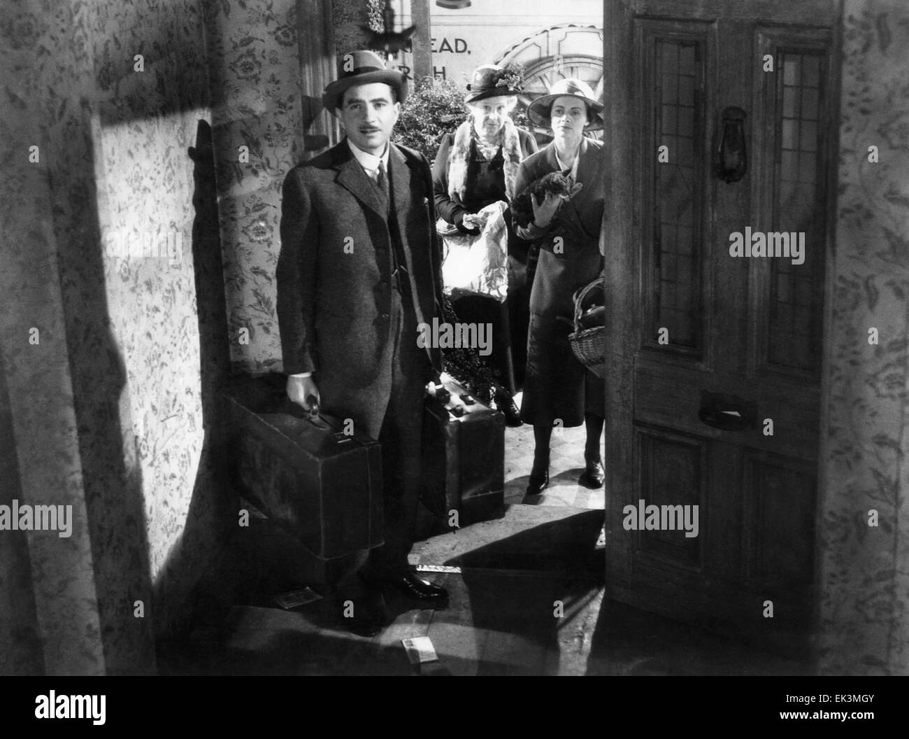 Robert Newton, Amy Veness, Celia Johnson, sur-ensemble de cet heureux le film 'Race', 1944 Banque D'Images