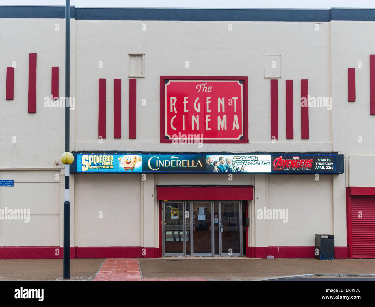 Le Regent Cinema sur front de mer à Redcar un music-hall construit 1937 converti en cinéma dans les années 1960 rénové après la tempête Banque D'Images