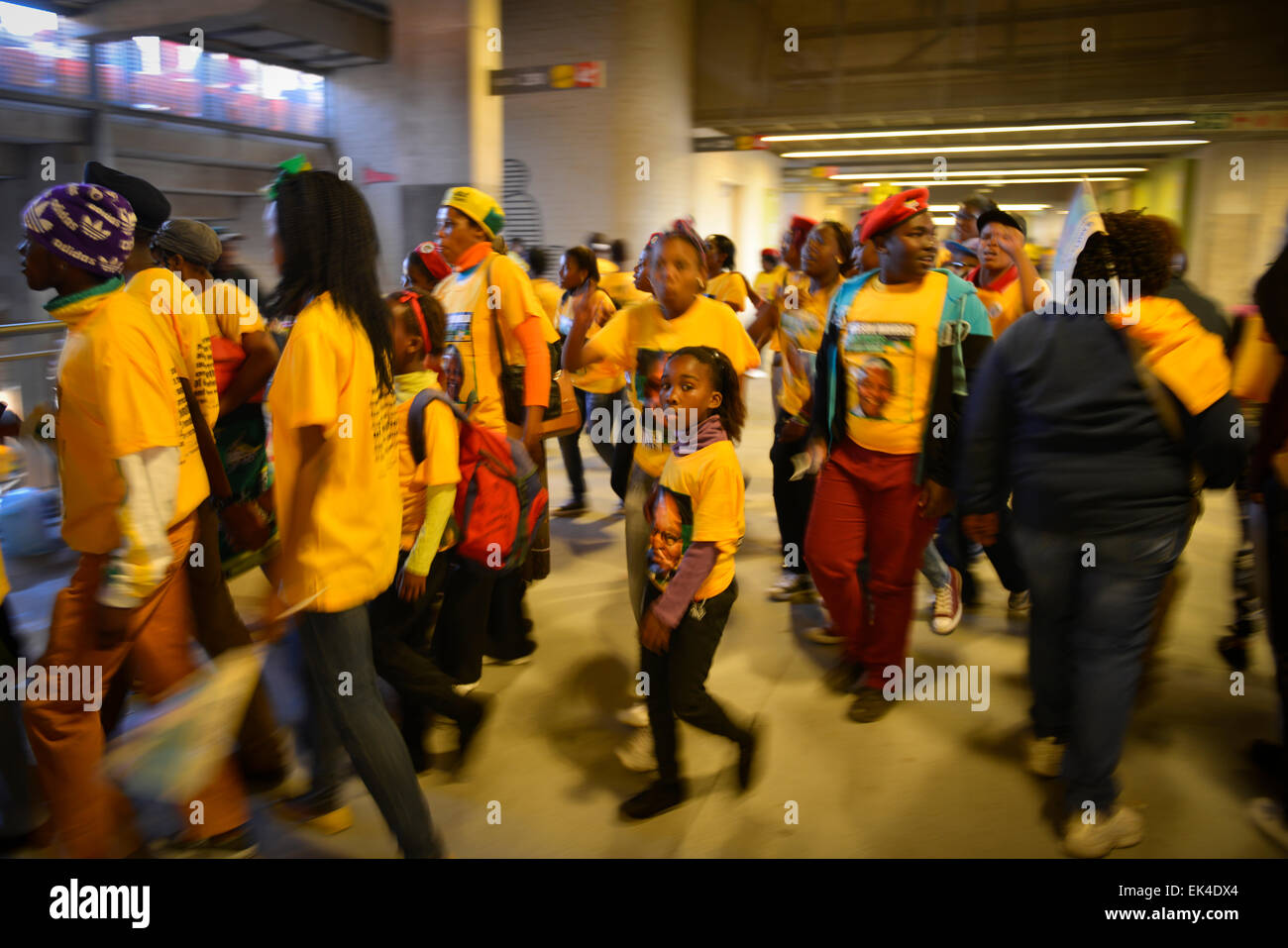 2014 siyanqoba ANC - Le dernier rassemblement a eu lieu à Soccer City à Johannesburg pour obtenir des votes partisans pour les prochaines élections d'avoir lieu. Bel verasamy pic Banque D'Images