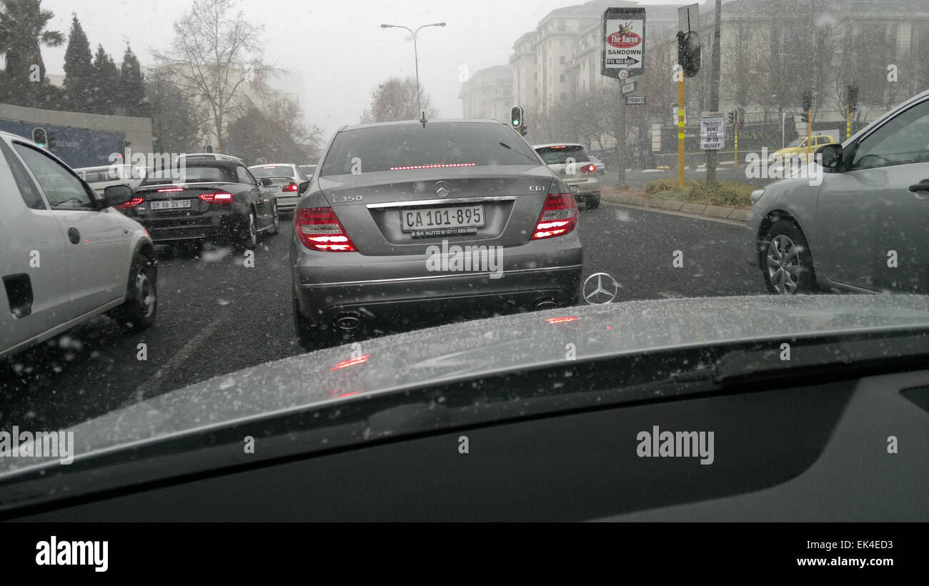 Jour de pluie à Johannesburg avec un peu de neige. Banque D'Images