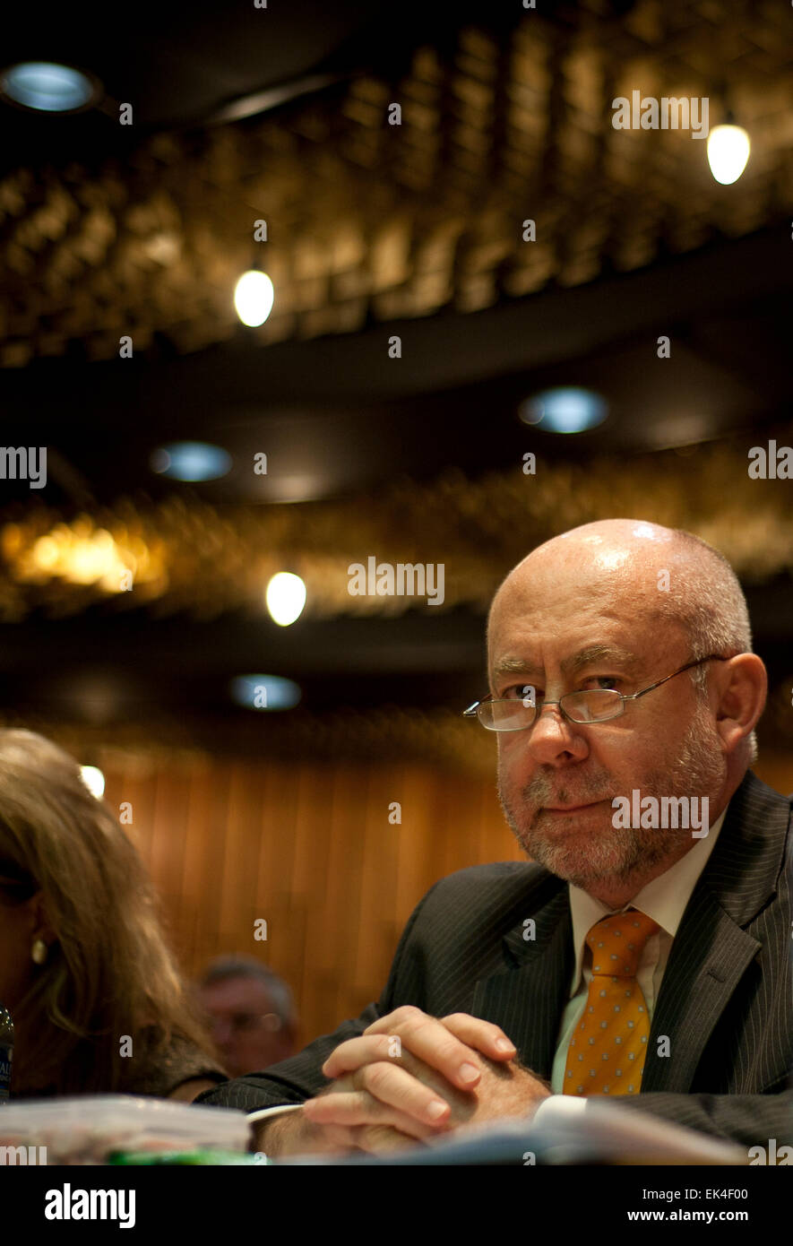 Le docteur Wouter Basson au cours de son audition au pic Madelene Cronjé HPCSA. Banque D'Images
