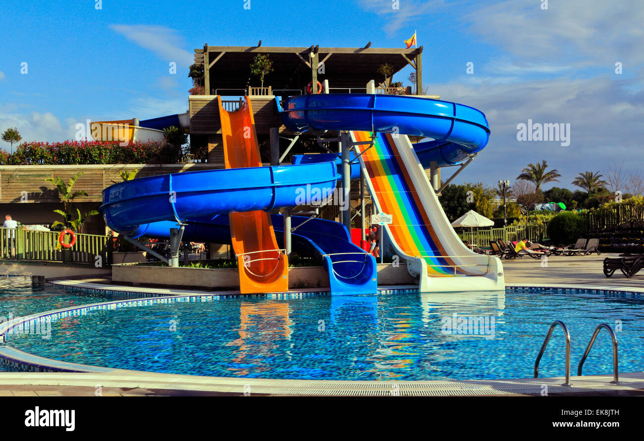 Hôtel piscine avec toboggan, Colakli, Side, Turquie Photo Stock - Alamy
