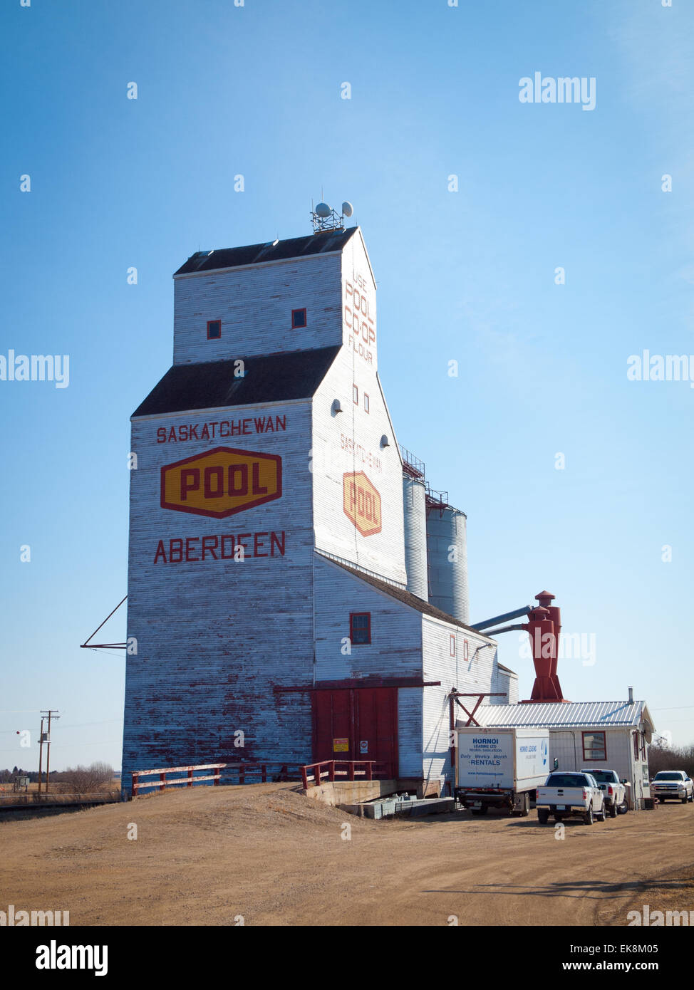 Vue de l'historique, de l'élévateur à grain du blé de la Saskatchewan à Aberdeen, en Saskatchewan, Canada. Banque D'Images