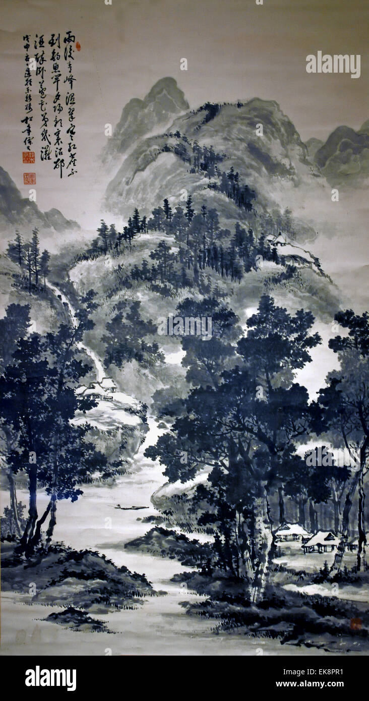 Paysage d'été 1908 Suzuki Shonen 1848-1918 Japon ( un paysage de montagne avec un ruisseau, résultant en un étang avec un bateau de pêche. Sur la rive sont trois maisons au milieu d'un grand nombre d'arbres. Le long du ruisseau et sur un flanc, deux autres groupes de maisons visible ) Banque D'Images