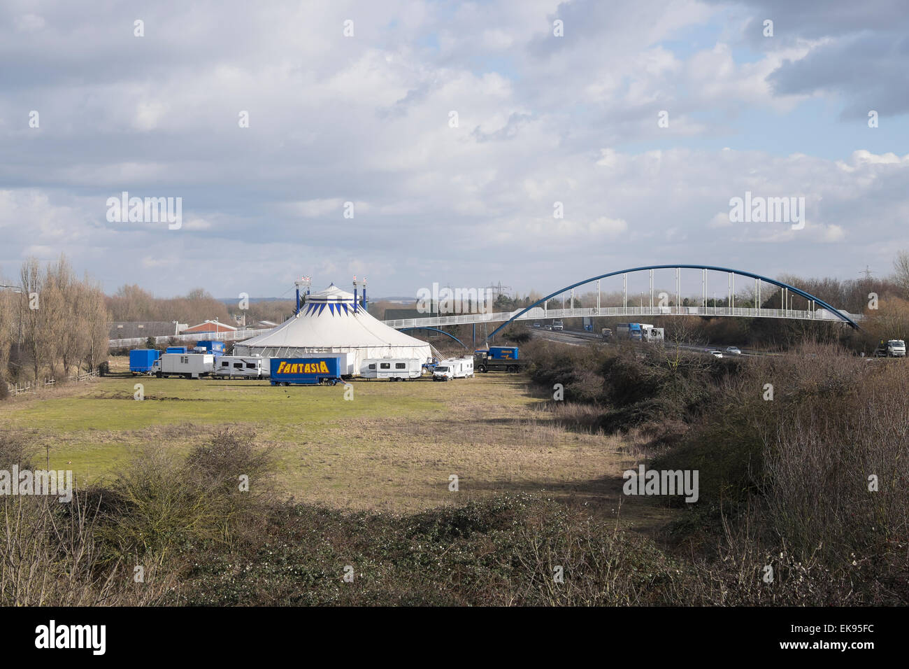 Touring Fantasia circus village Milton visites Banque D'Images
