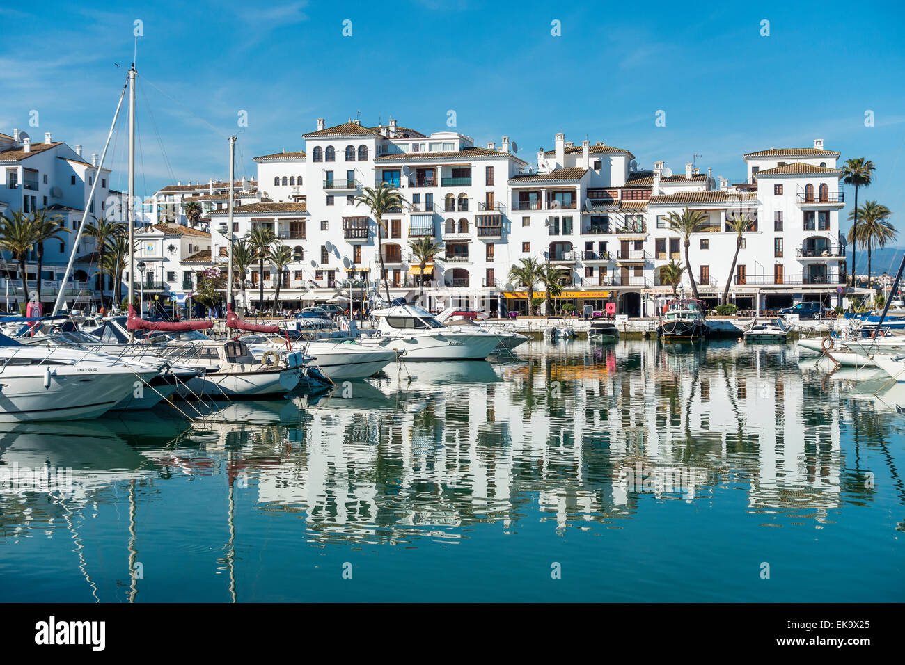 Port de plaisance Puerto de la Duquesa Espagne Photo Stock Alamy