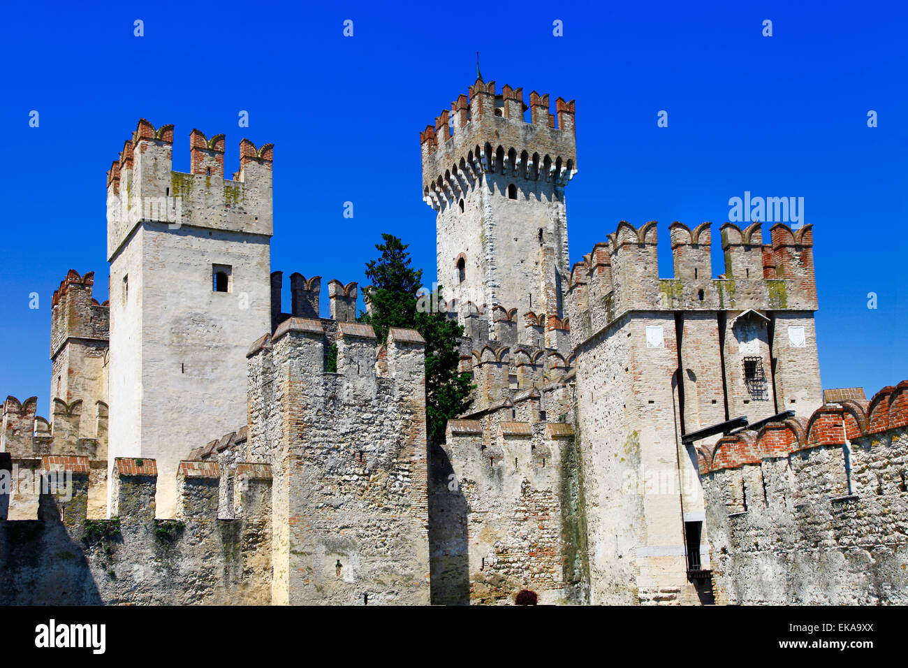 Château Scagliero à Sirmione. Lago di Garda. Nord de l'Italie Banque D'Images