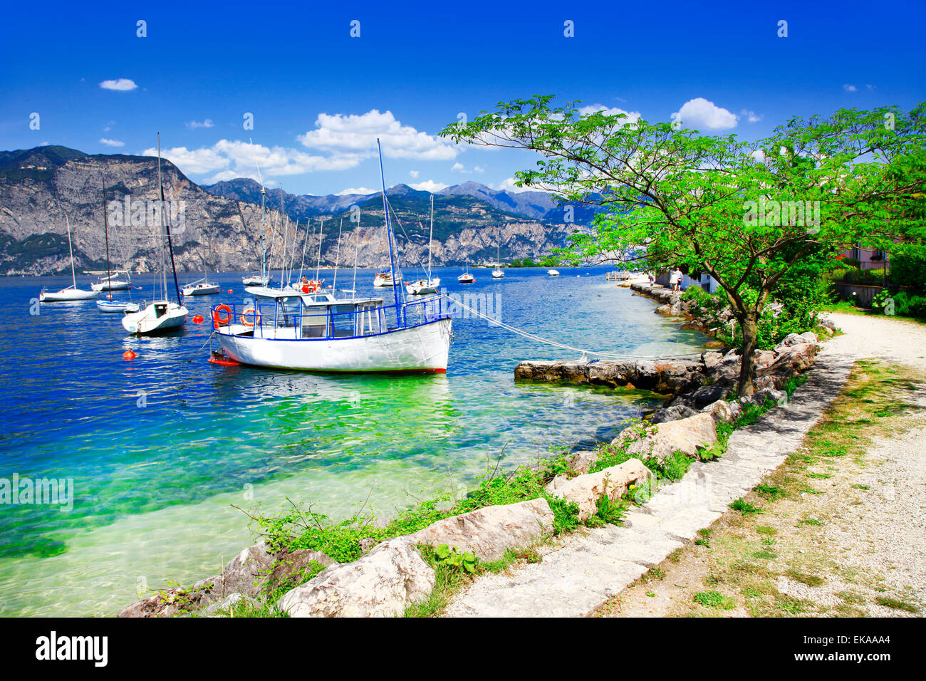 Magnifique lac Lago di Garda, Italie du Nord Banque D'Images