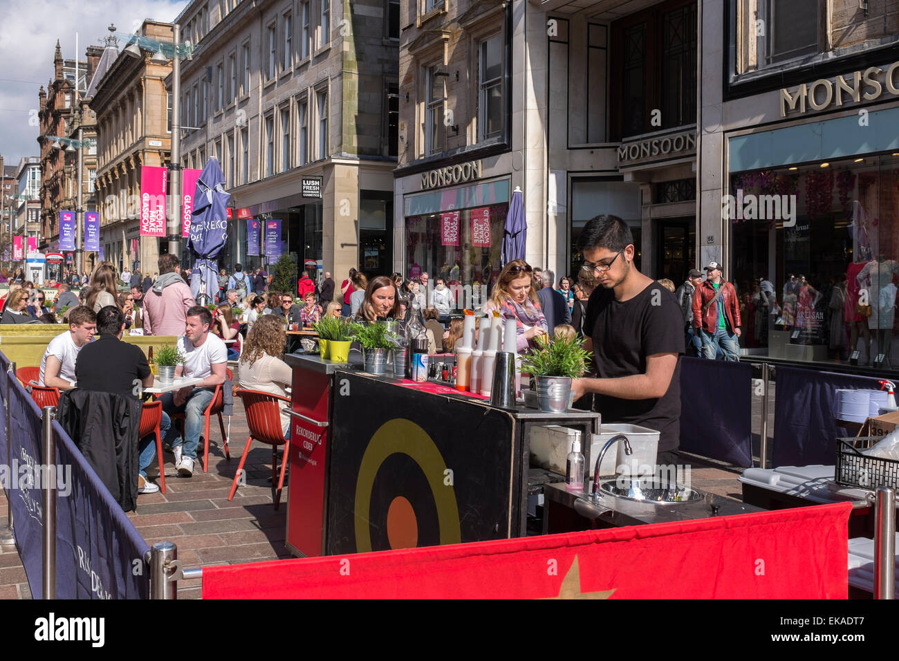 Restaurants et bars Dans Buchanan Street, Glasgow, Royaume-Uni Banque D'Images