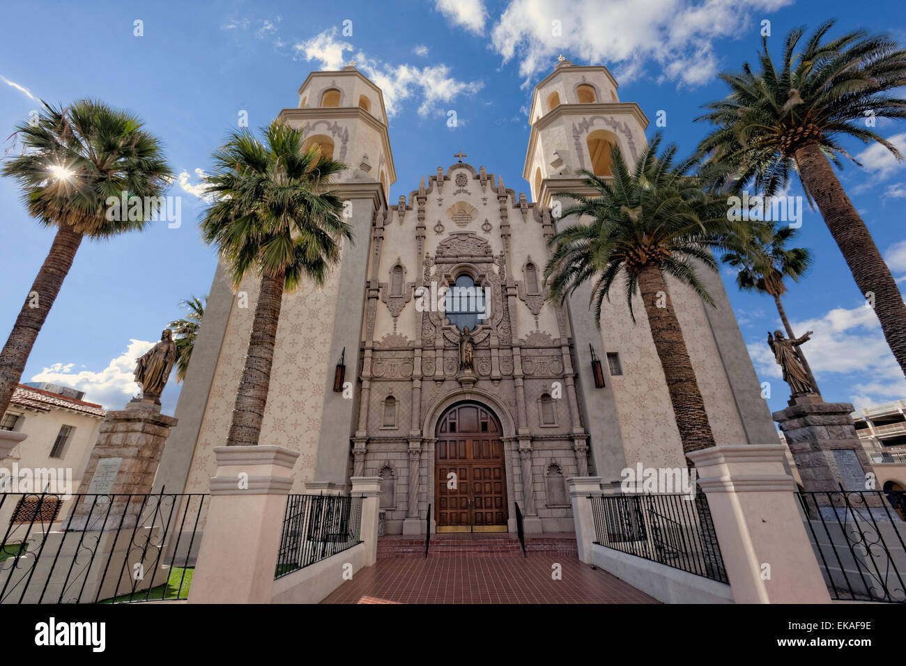 Cathédrale de Saint Augustine, Tucson, AZ Banque D'Images