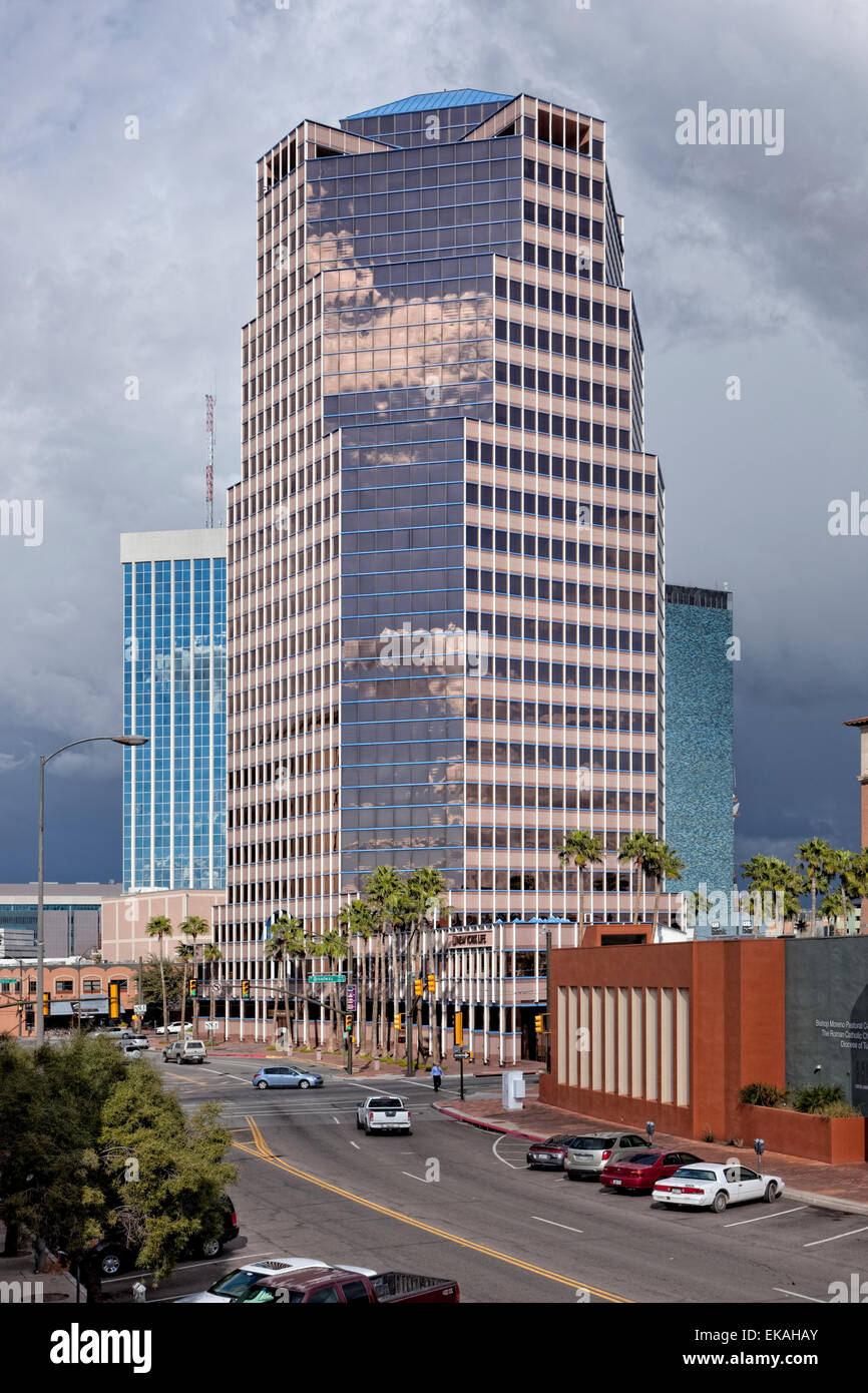 Le bâtiment de l'énergie d'UniSource est le plus grand bâtiment à Tucson, AZ Banque D'Images
