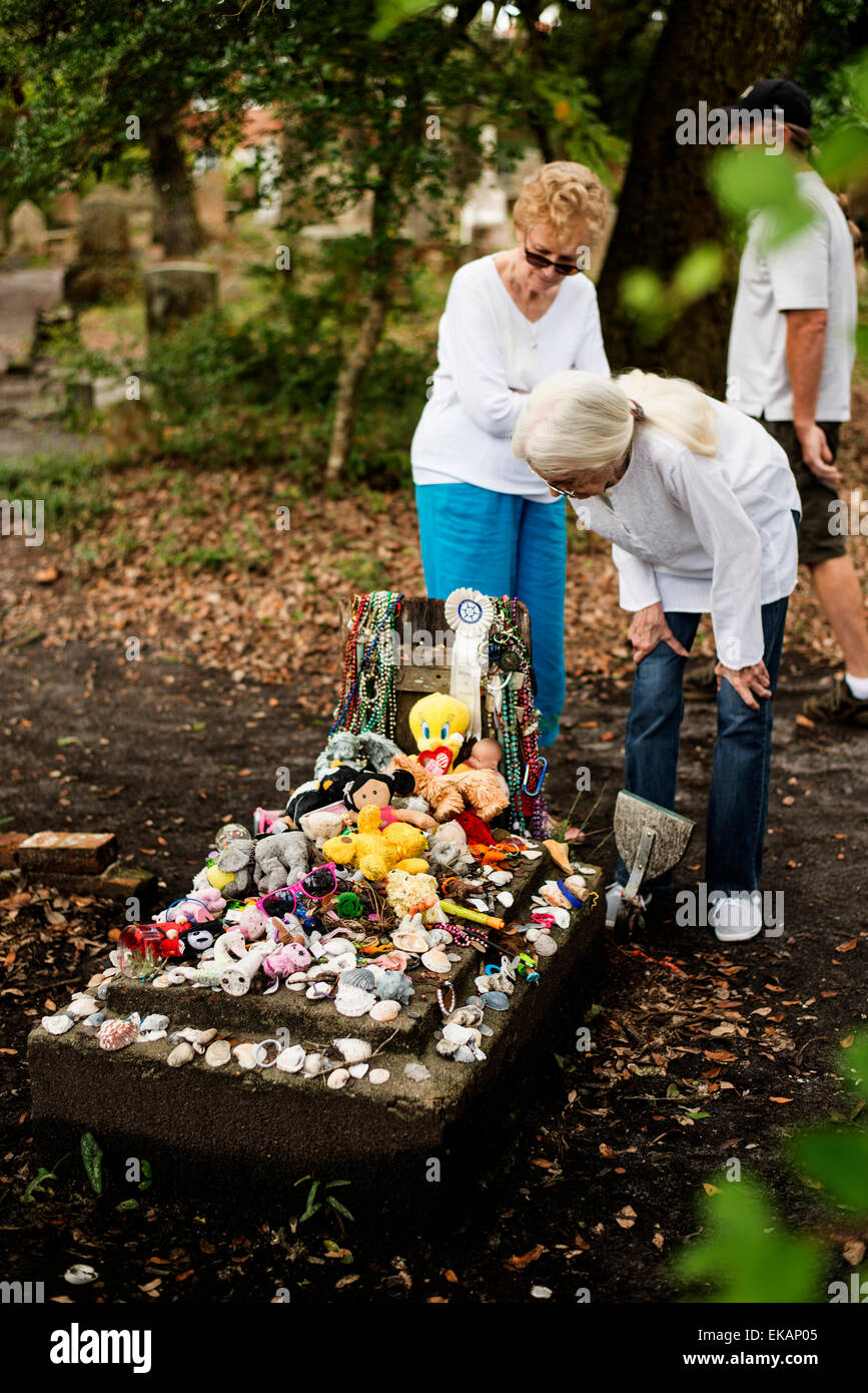 Pierres tombales dans l'ancien cimetière "cimetière de la guerre civile américaine à l'ère1900's Banque D'Images