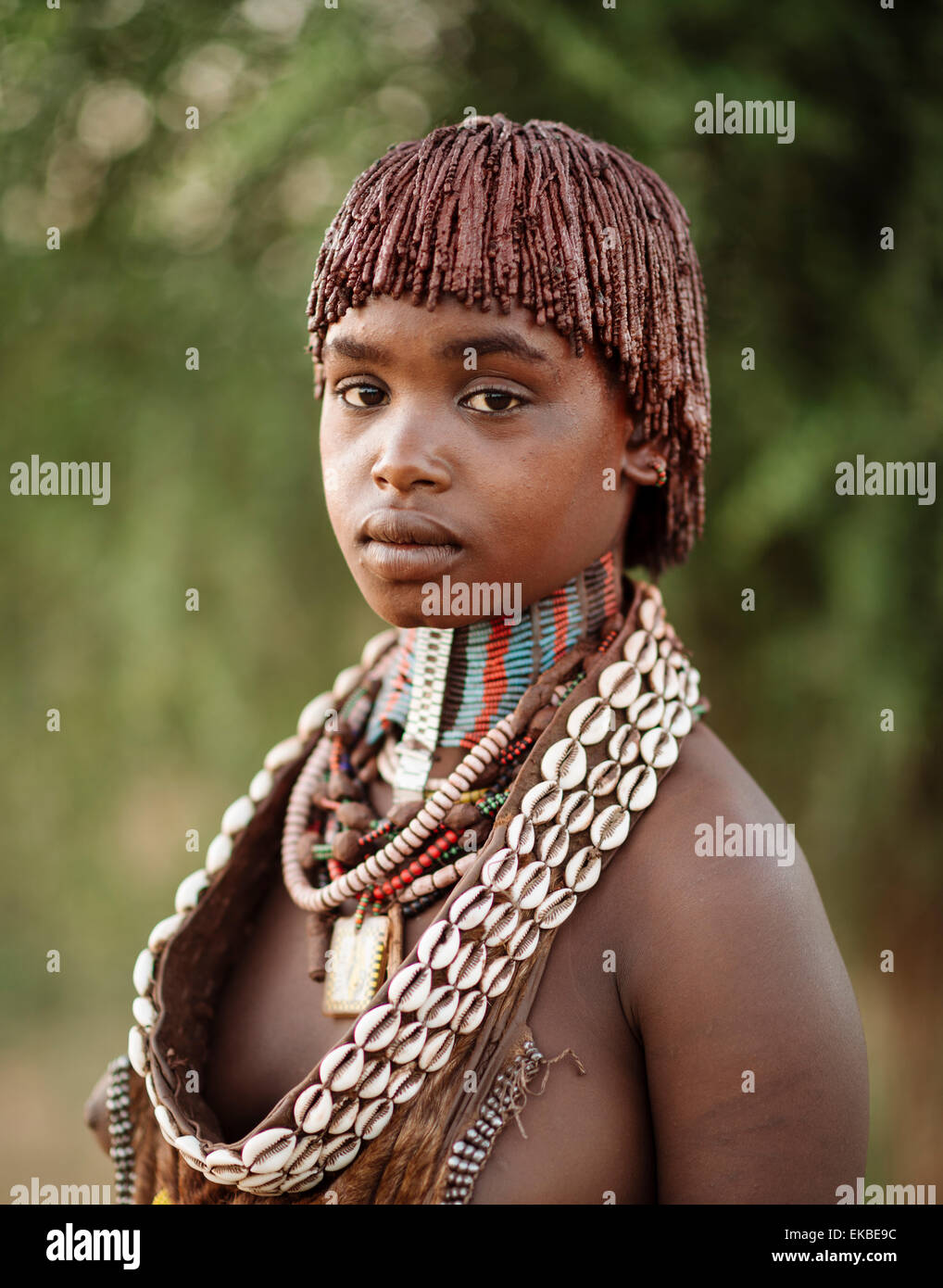Portrait de Warka, Tribu Hamar, vallée de l'Omo, Ethiopie, Afrique Banque D'Images
