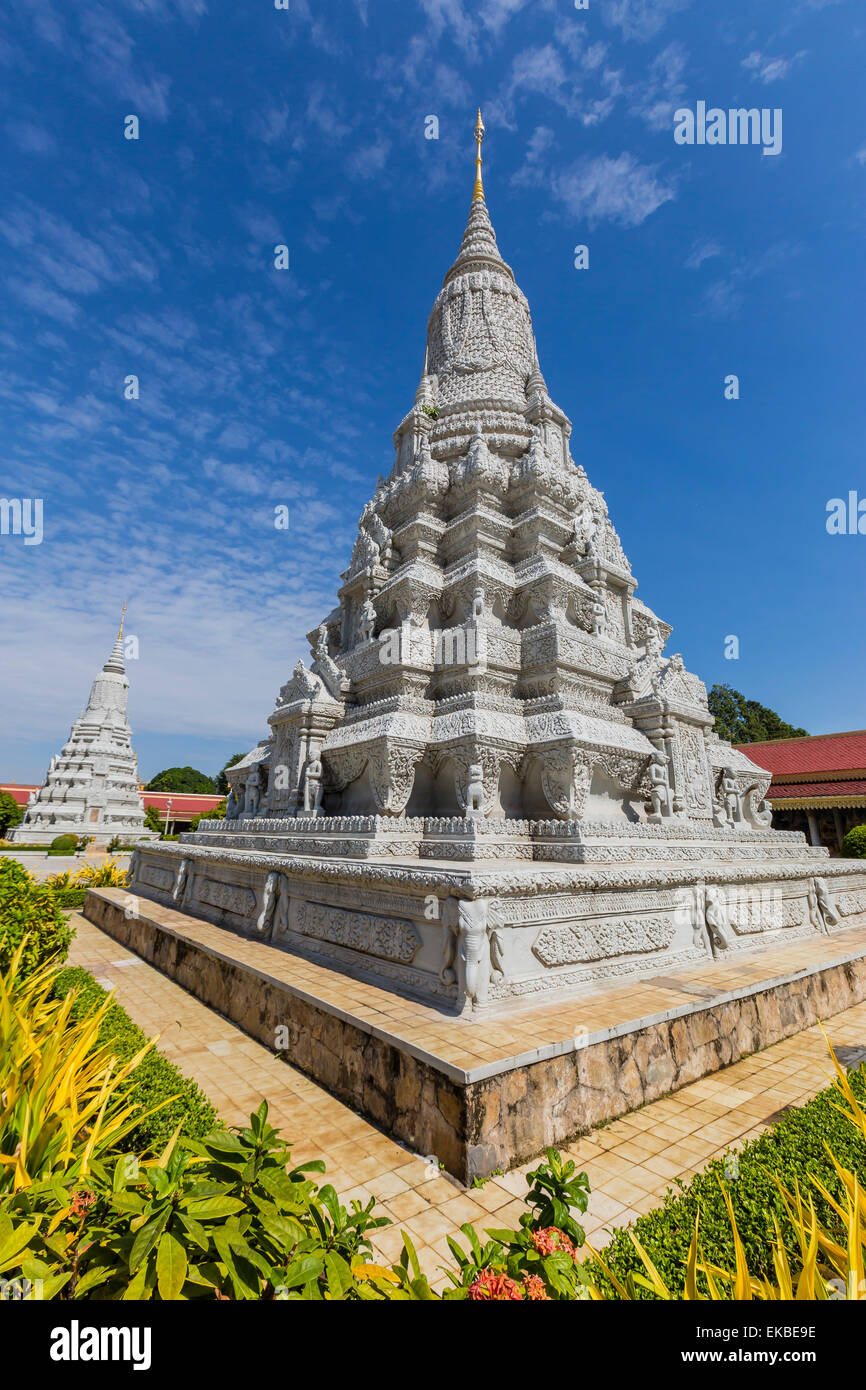 Stupa dans le Palais Royal, dans la capitale de Phnom Penh, Cambodge, Indochine, Asie du Sud, Asie Banque D'Images