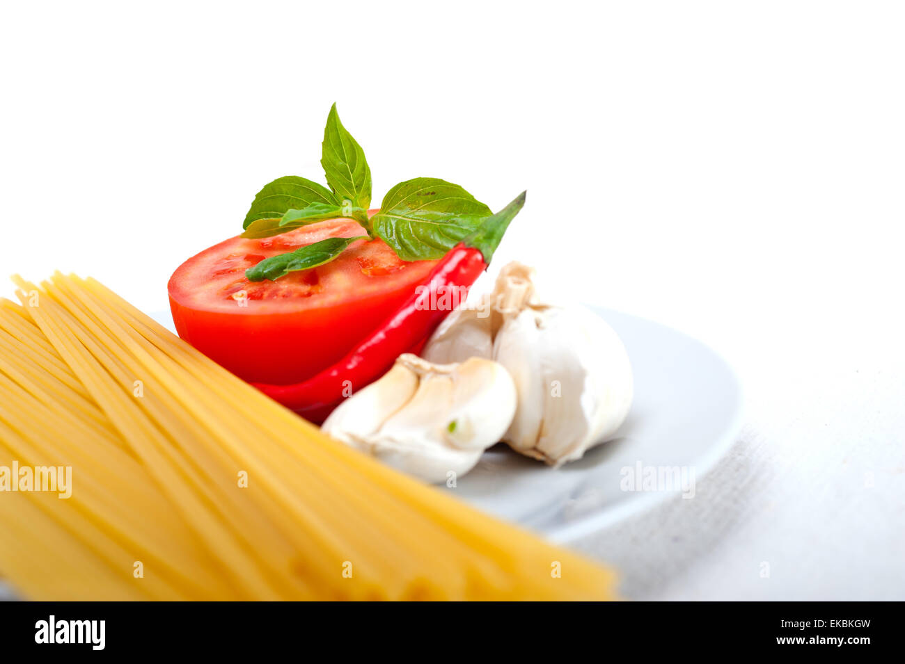 Ingrédients Tomates pâtes spaghetti italien Banque D'Images