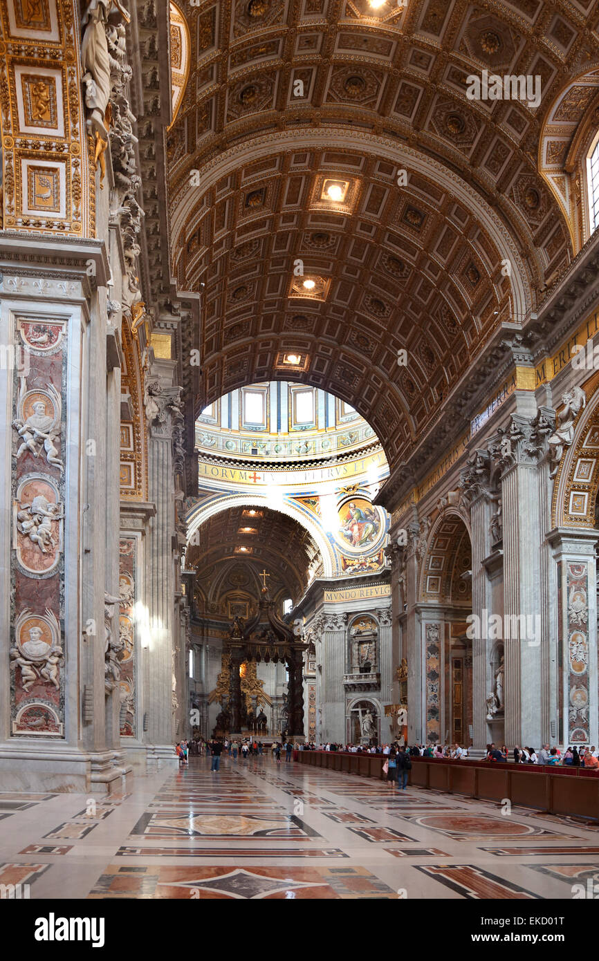 Italie Rome Basilique Papale de Saint Pierre au Vatican ou la basilique Saint Pierre Banque D'Images