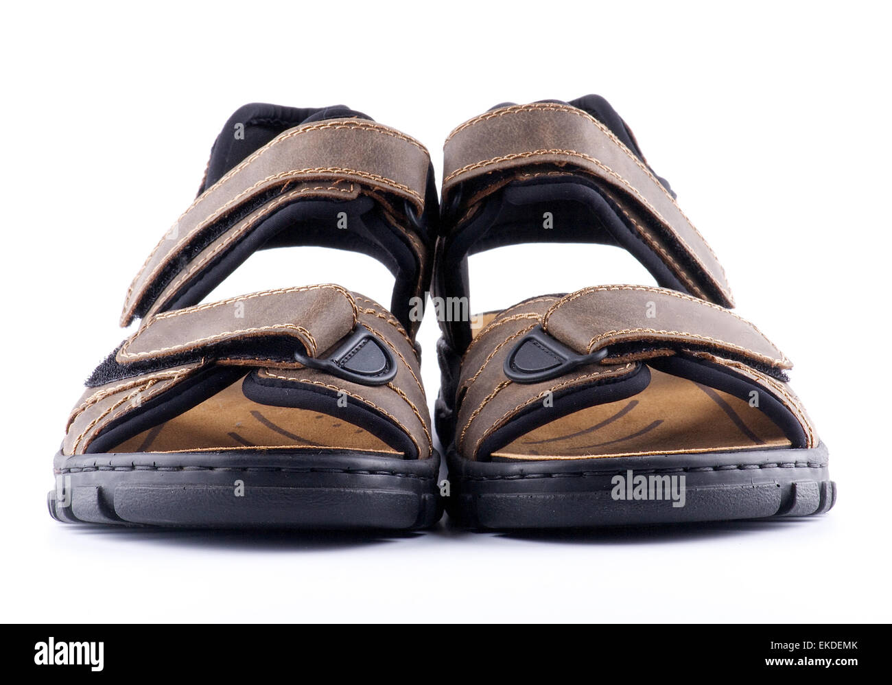 Brown man's chaussures sandales avec fermeture Velcro Banque D'Images