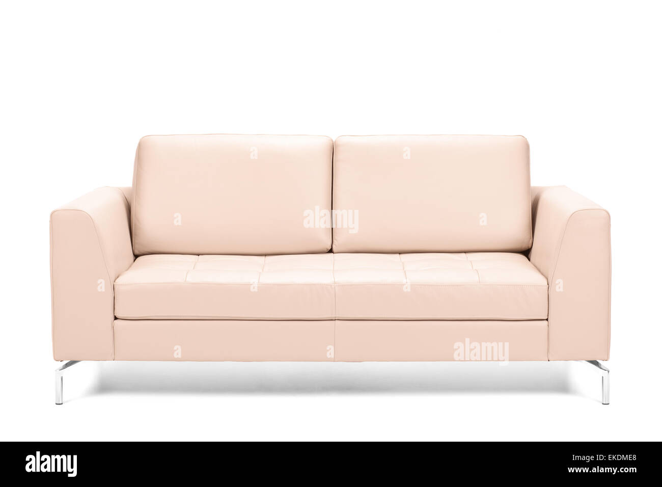 Canapé en cuir moderne isolé sur fond blanc Banque D'Images