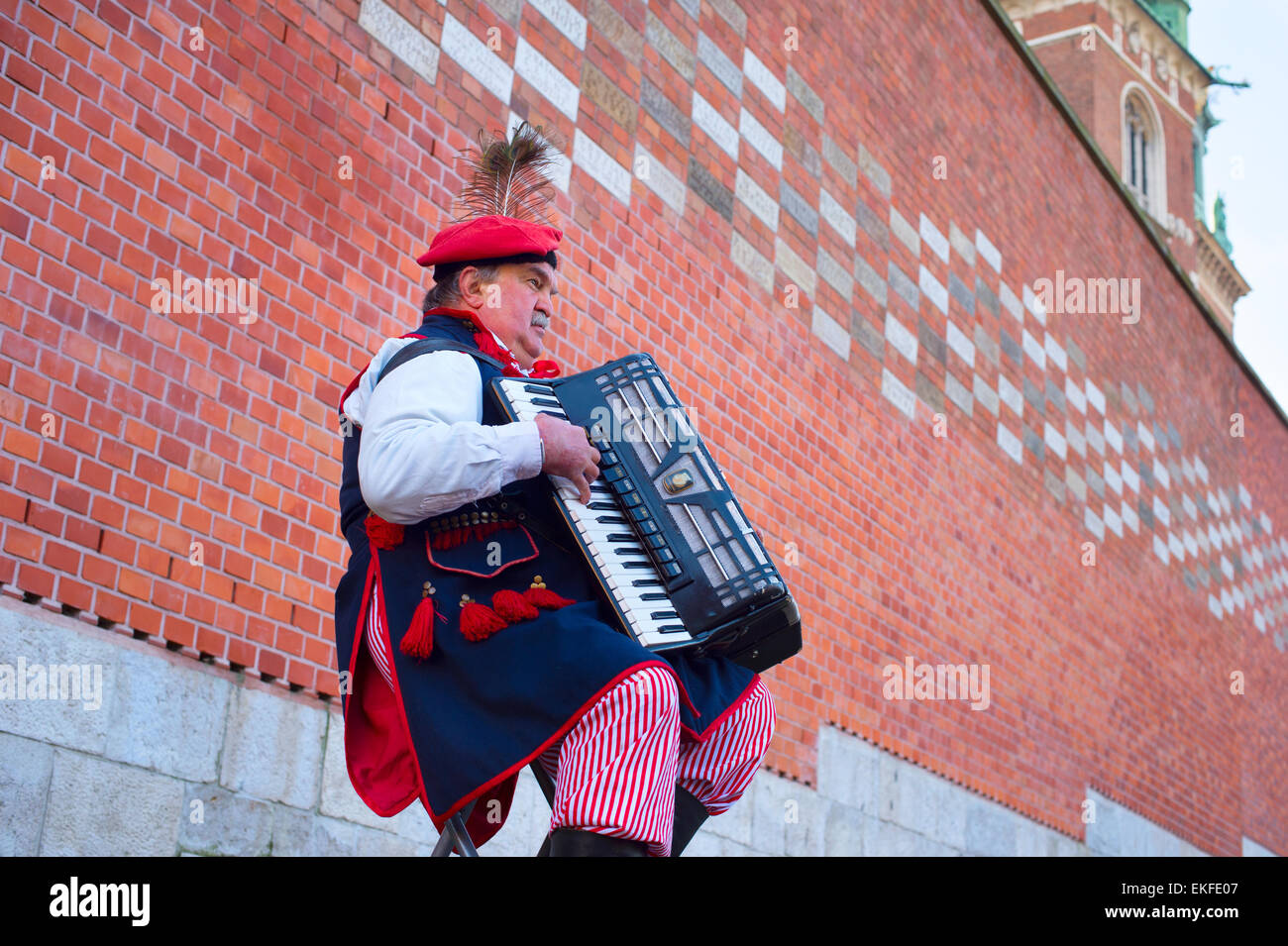 Robe accordéon Banque de photographies et d'images à haute résolution -  Alamy