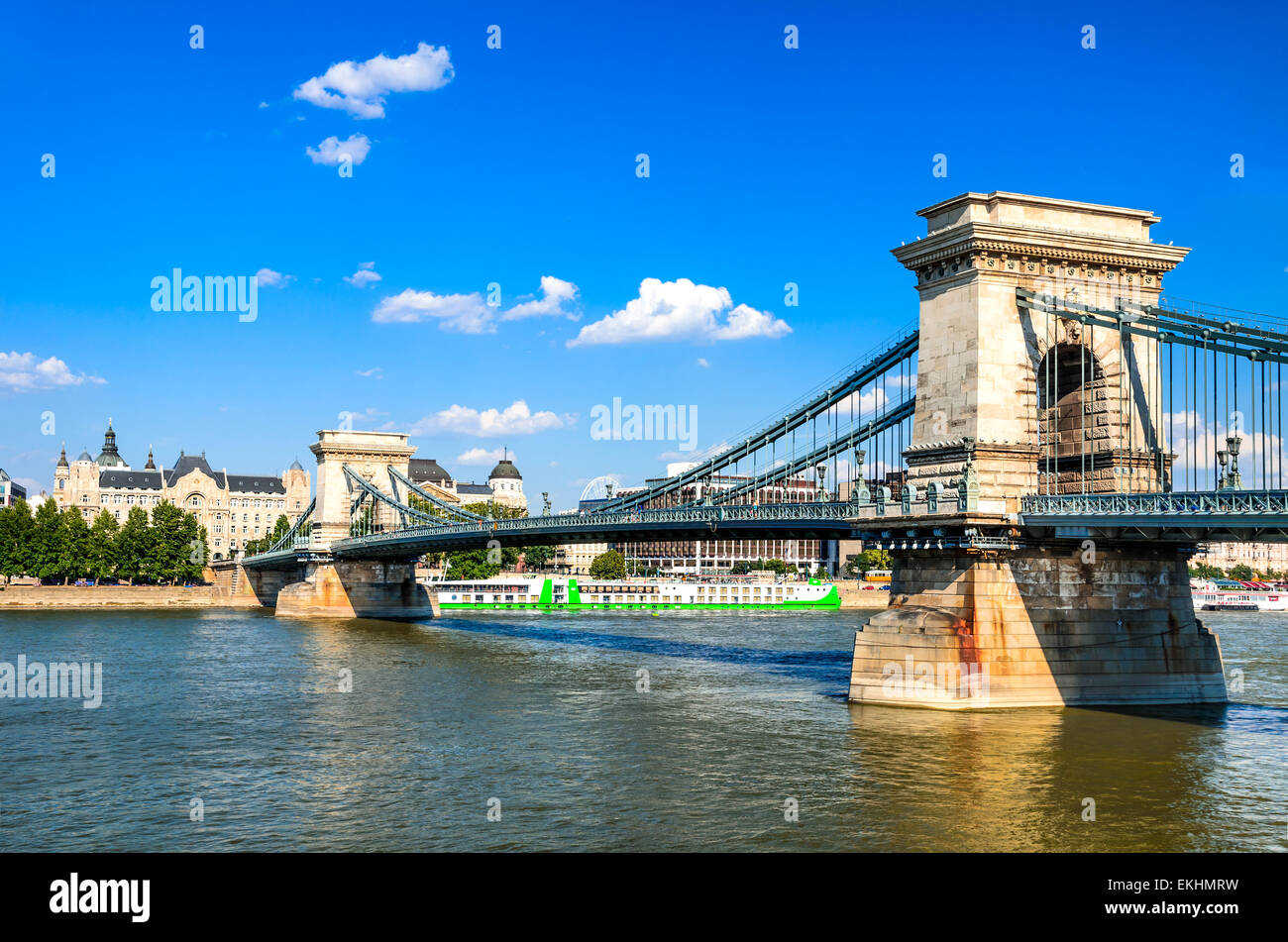 Ou Szechenyi Lanchid Pont des chaînes est le premier pont en pierre sur le Danube, l'un de la symbolique de Budapest, Hongrie Banque D'Images