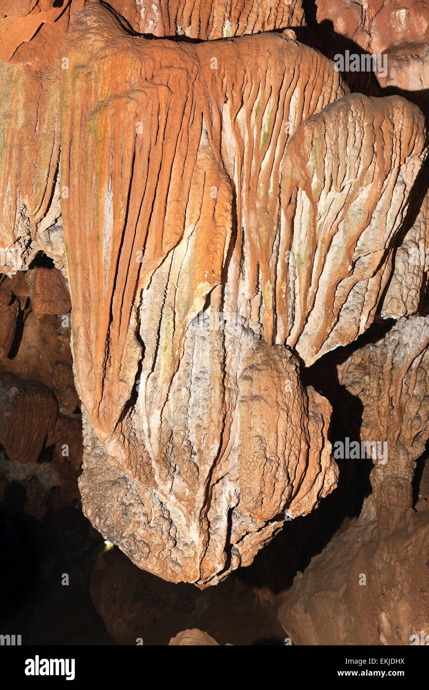 La grotte de Chiang Dao, Chiang Rai, Thaïlande du Nord. Formations calcaires Banque D'Images