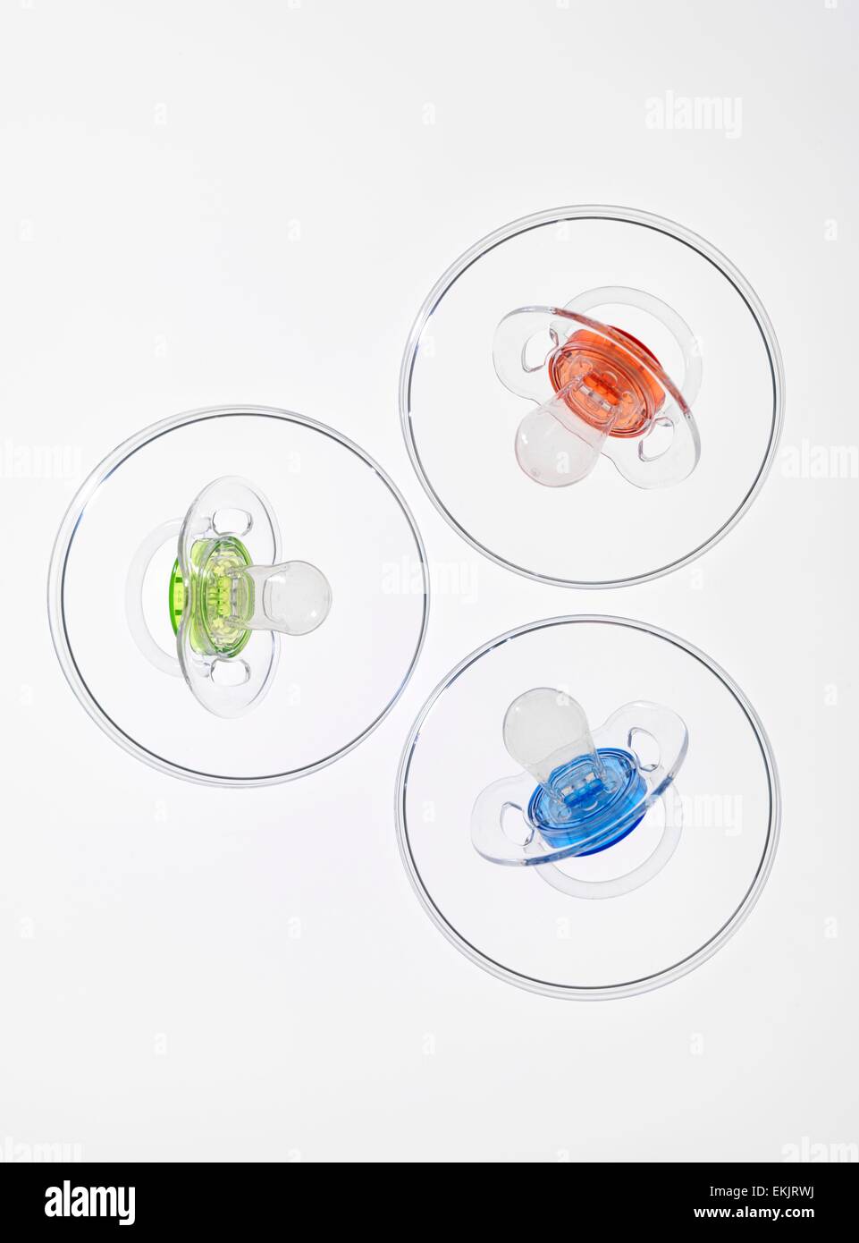 3 Les parents biologiques, les bébés, le génie génétique, la perfection, la boîte de pétri, de la planification, de la relation, de la reproduction, de la recherche, de la santé, de l'identité, la fécondation in vitro, l'individualité, fixe, famille, un traitement pour la fertilité, clonage, Banque D'Images