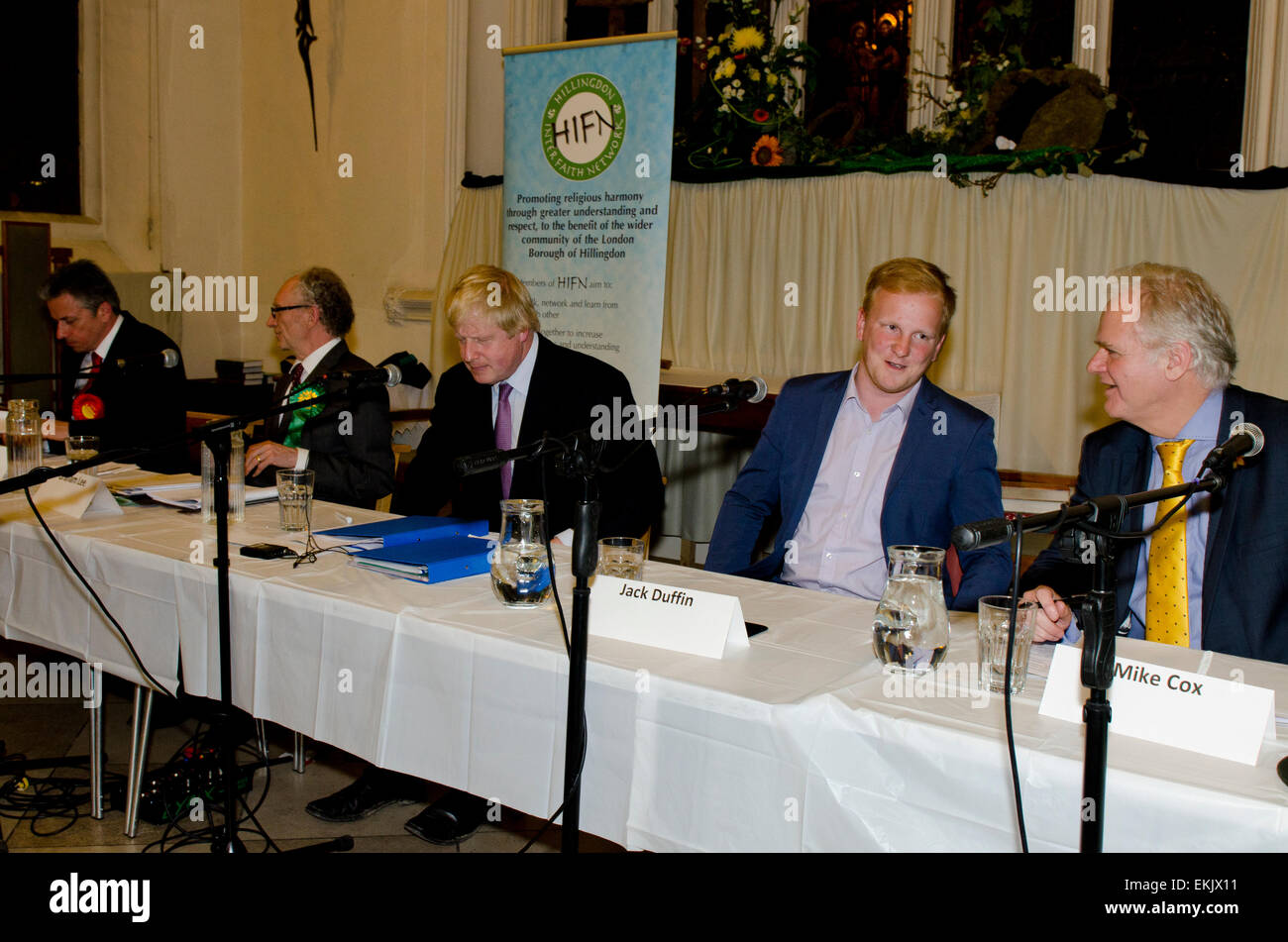 Uxbridge, Middlesex, Royaume-Uni, le 10 avril 2015. Les candidats aux élections générales pour devenir député fédéral d'Uxbridge et South Ruislip en campagne électorale 10 avril 2015 Credit : Prixpics/Alamy Live News Banque D'Images