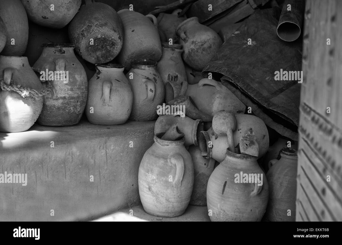 La poterie au Maroc est une vieille tradition avec différentes