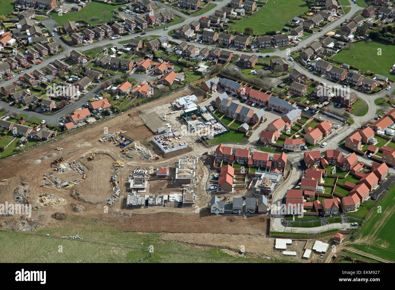 Vue aérienne de nouvelles maisons en construction en Angleterre, Royaume-Uni Banque D'Images