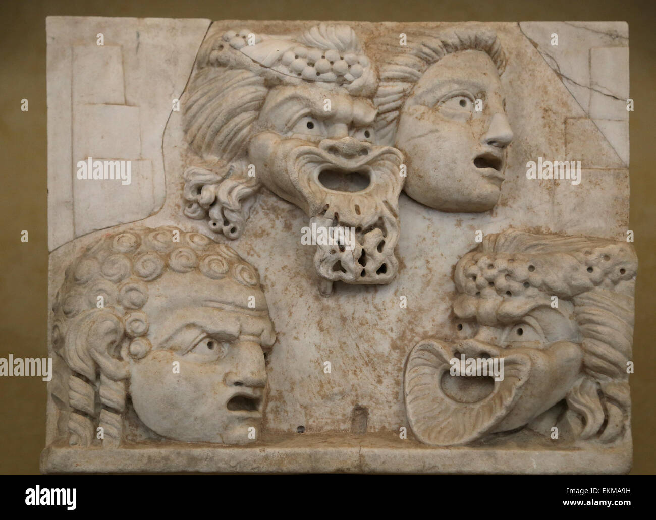 Soulagement avec les masques de théâtre. D'Ostia. Seconde moitié du iie siècle apr. Musées du Vatican. Banque D'Images