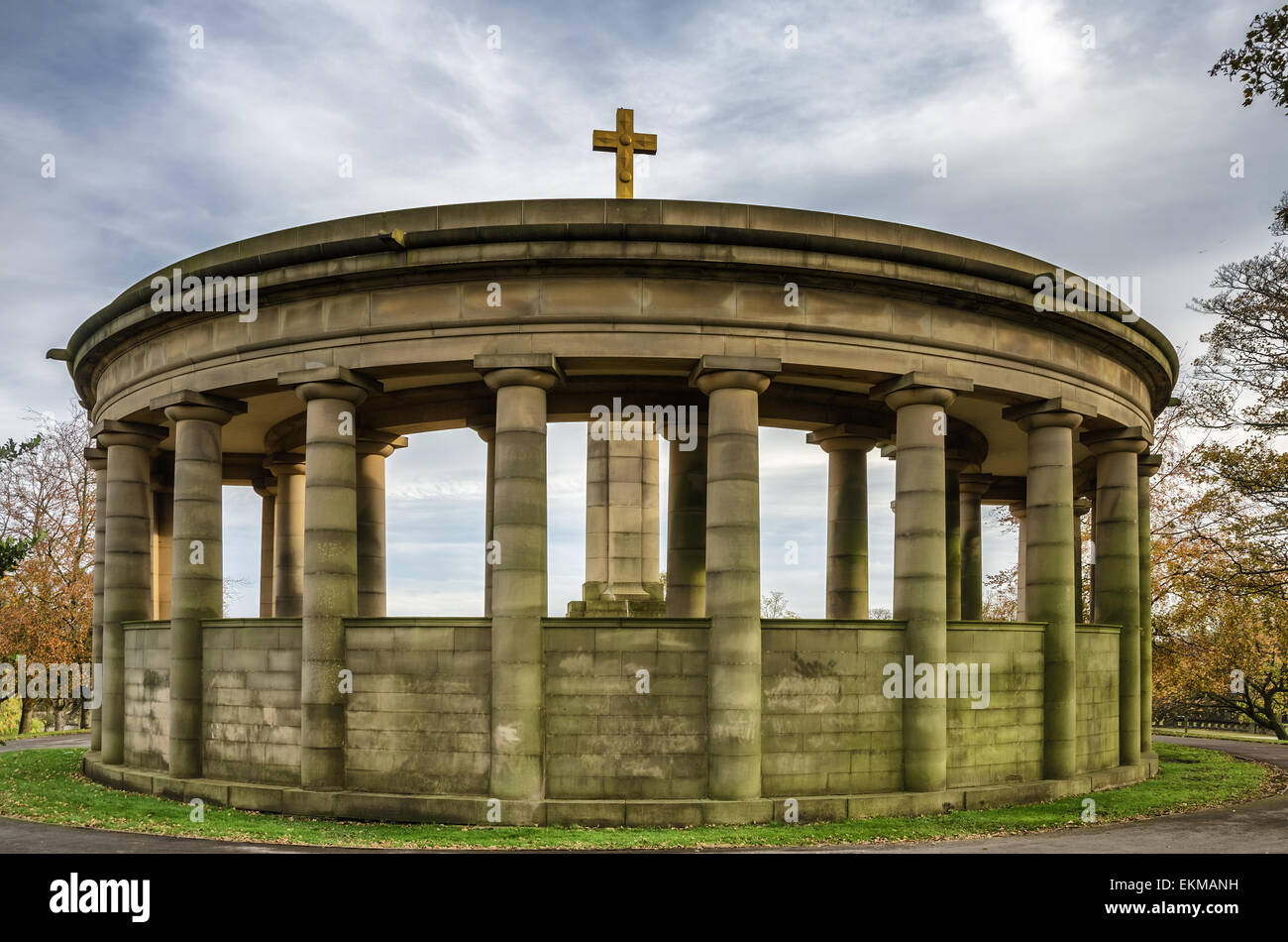 Monument commémoratif de guerre dans le parc Greenhead, Huddersfield. Banque D'Images