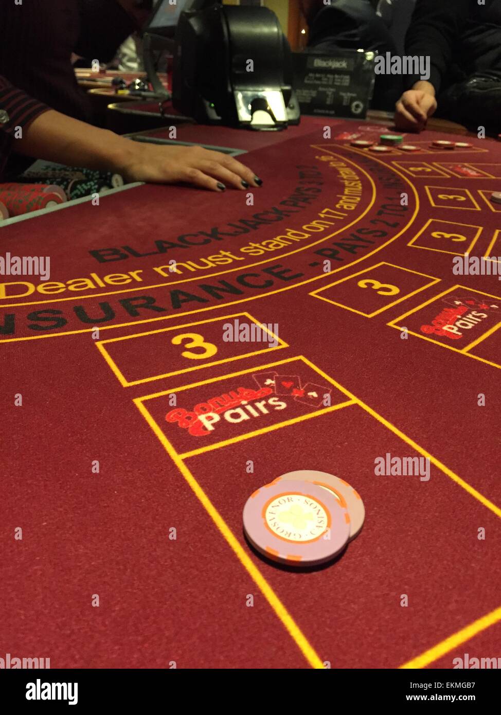 Table de blackjack de casino Banque de photographies et d'images à haute  résolution - Alamy