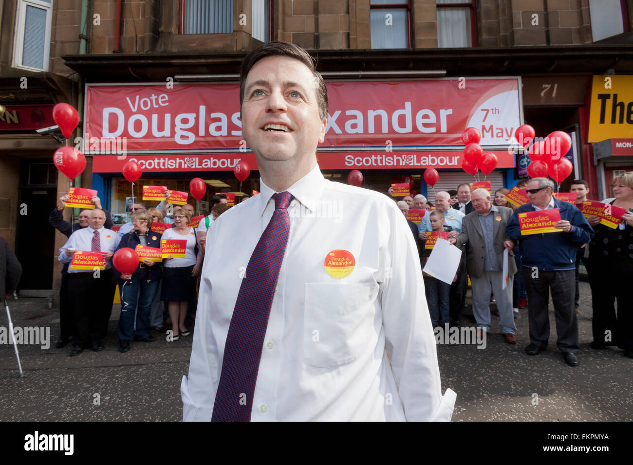 Douglas Alexander, député (travail), ouvre son nouveau bureau de circonscription à Paisley, Renfrewshire. Photo par Gary Doak Banque D'Images