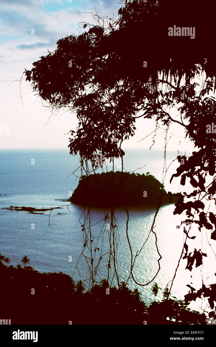 La mer d'Andaman à soir, high point jungle view Banque D'Images