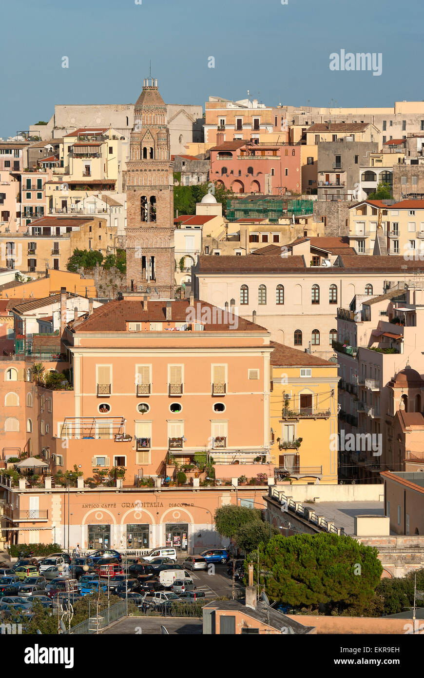 Gaeta, du centre-ville et clocher de la Cathédrale Saint Erasme, lazio, Italie Banque D'Images