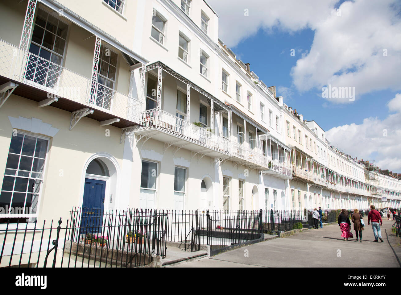 Royal York Crescent rue résidentielle de Clifton, Bristol. Banque D'Images