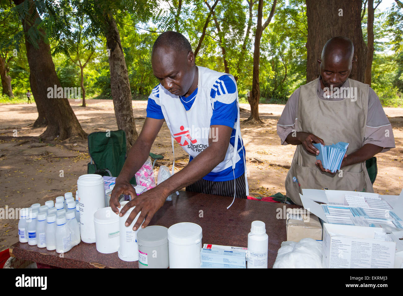 A la mi-janvier 2015, une période de trois jours de pluies excessives portées les inondations sans précédent au petit pays pauvre d'Afrique de Mala Banque D'Images