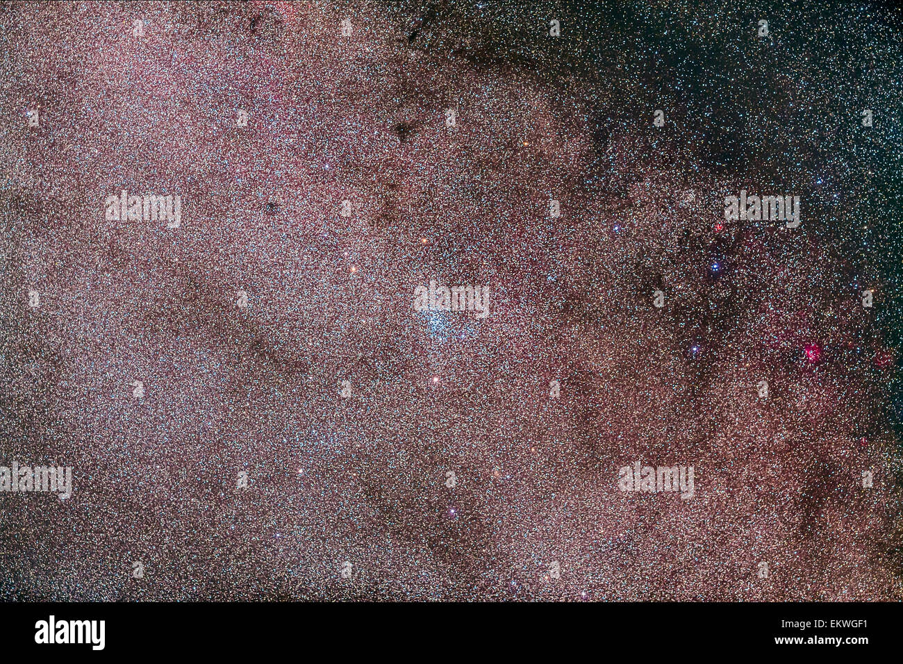 L'amas ouvert NGC 6067 intégré dans la Norma Star nuage dans le sud de la Voie lactée. Le petit à la droite est la nébuleuse Gum 49. Banque D'Images