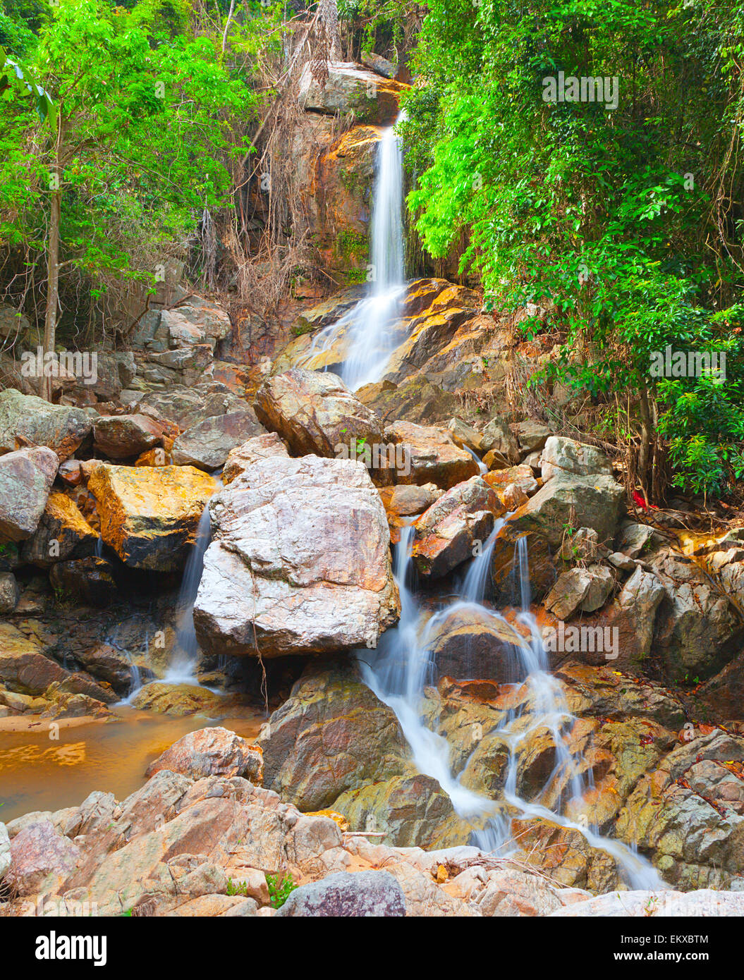 Belle cascade cascade, Koh Samui, Thaïlande Banque D'Images