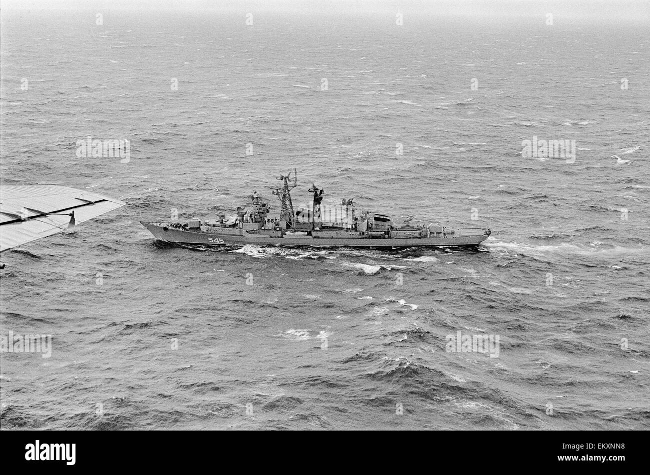 Les navires de guerre russes dans l'Atlantique, kashin et Kotlin de classe Tribal. 30 mars 1969. Banque D'Images