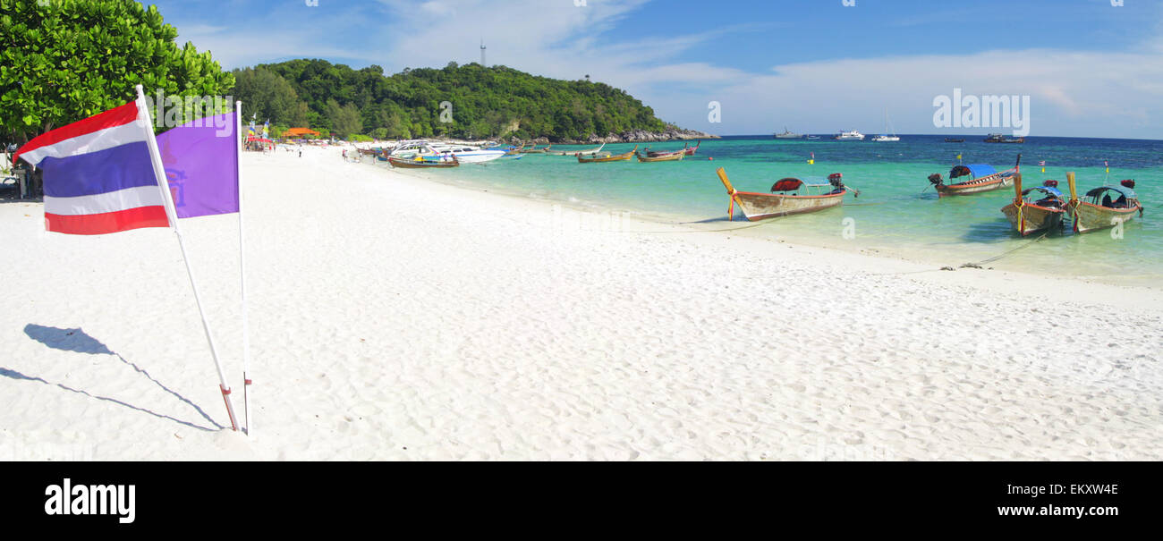 Plage avec sable blanc et mer. Koh Lipe, Thaïlande Banque D'Images