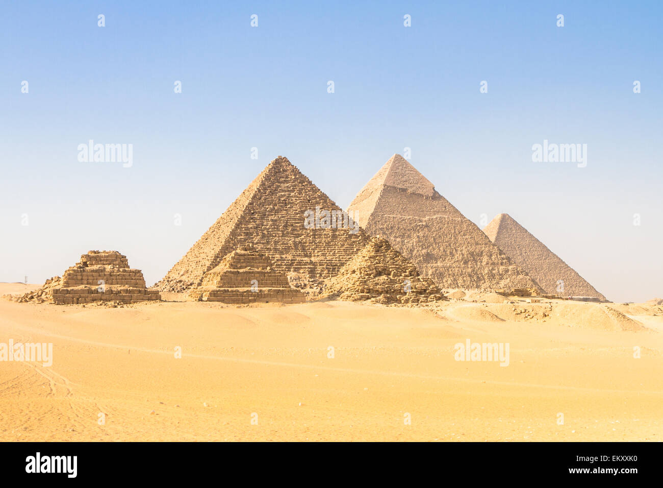 Grandes pyramides de Gizeh, Le Caire, Egypte vallée Banque D'Images