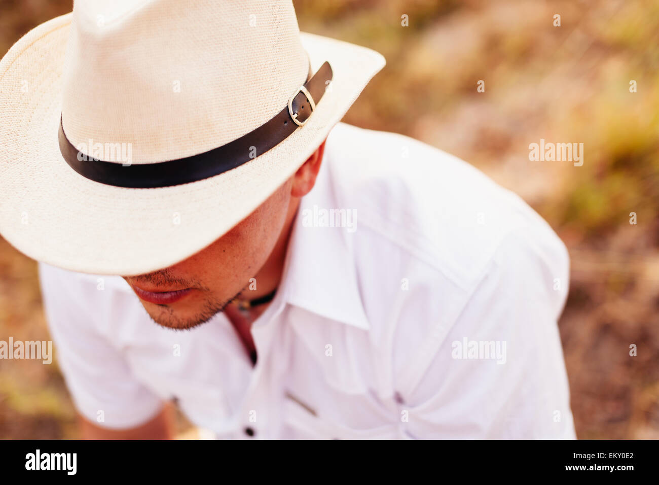 Homme non identifié en rêve cowboy hat vue supérieure Banque D'Images