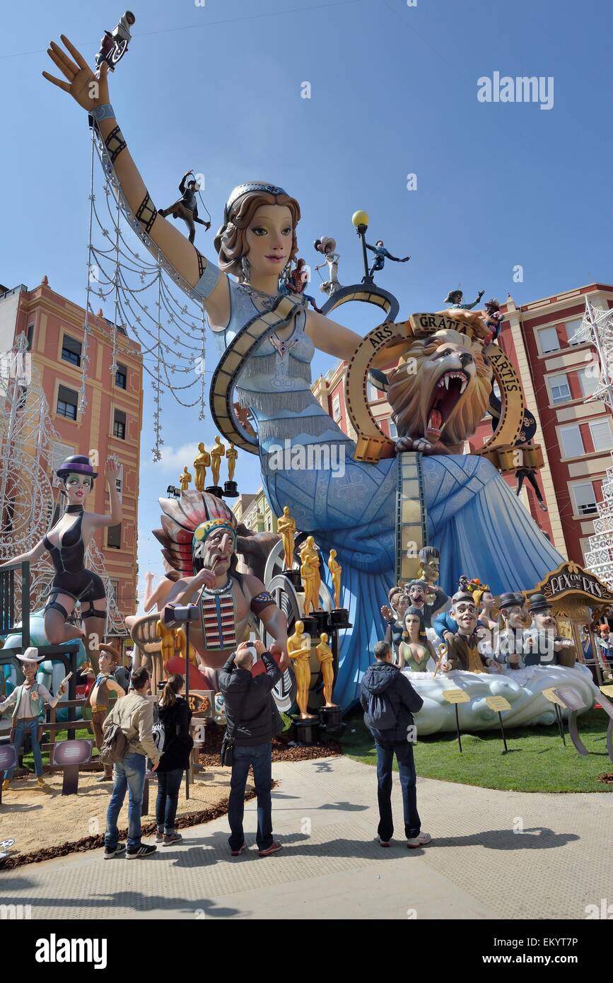 Falla chiffres papier mâché, Fallas festival, Valencia, Espagne Banque D'Images