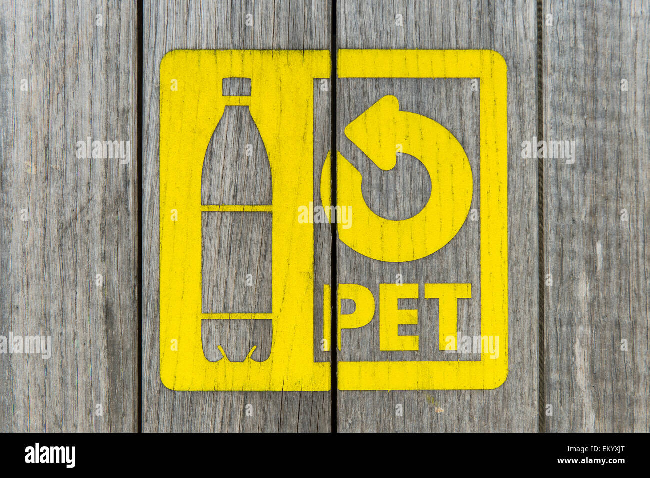 Symbole de recyclage de bouteille PET, Suisse Banque D'Images