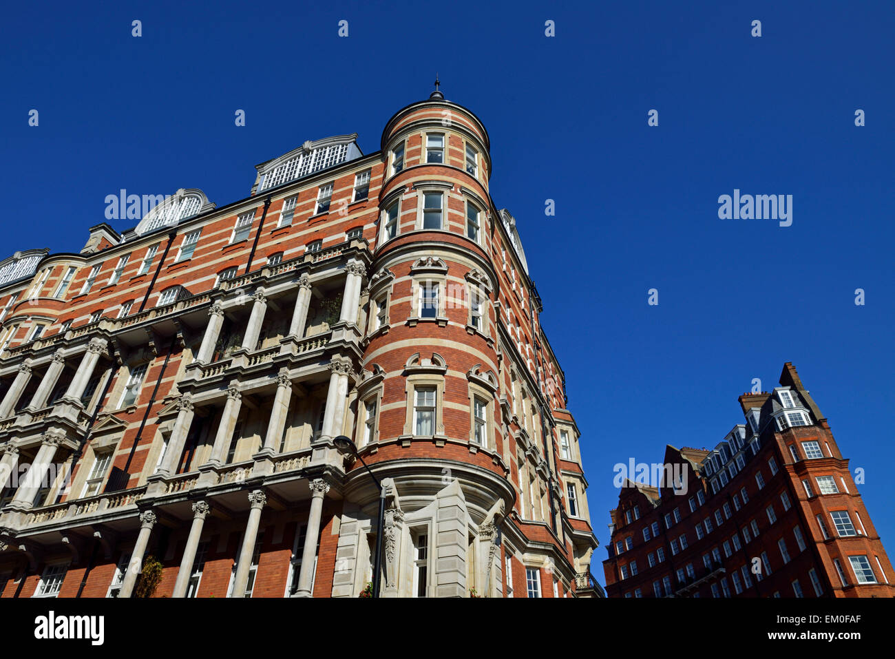 Cour Albert, Prince Consort Road, Kensington Gore, Londres, Royaume-Uni Banque D'Images