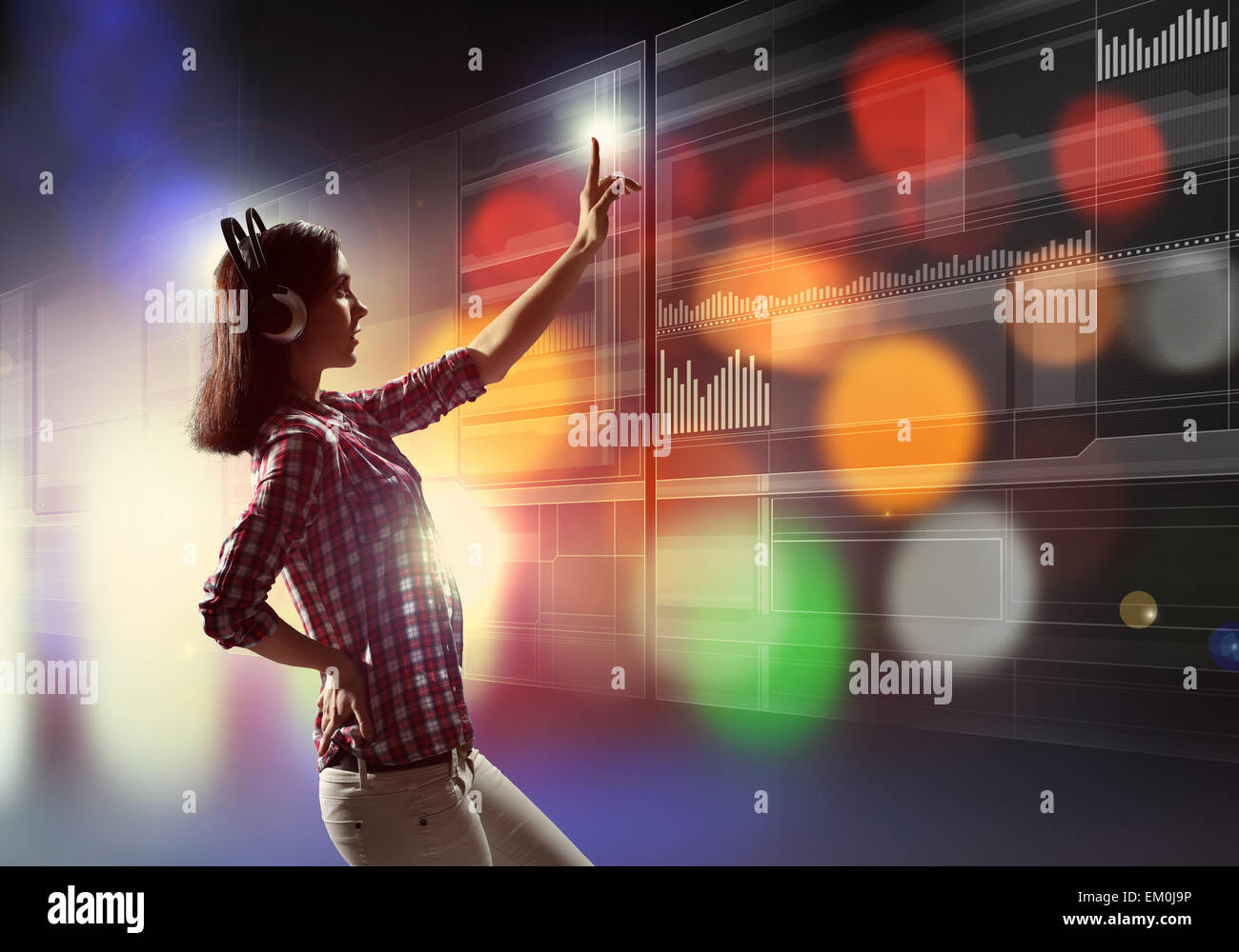 L'écran virtuel de femme Banque D'Images