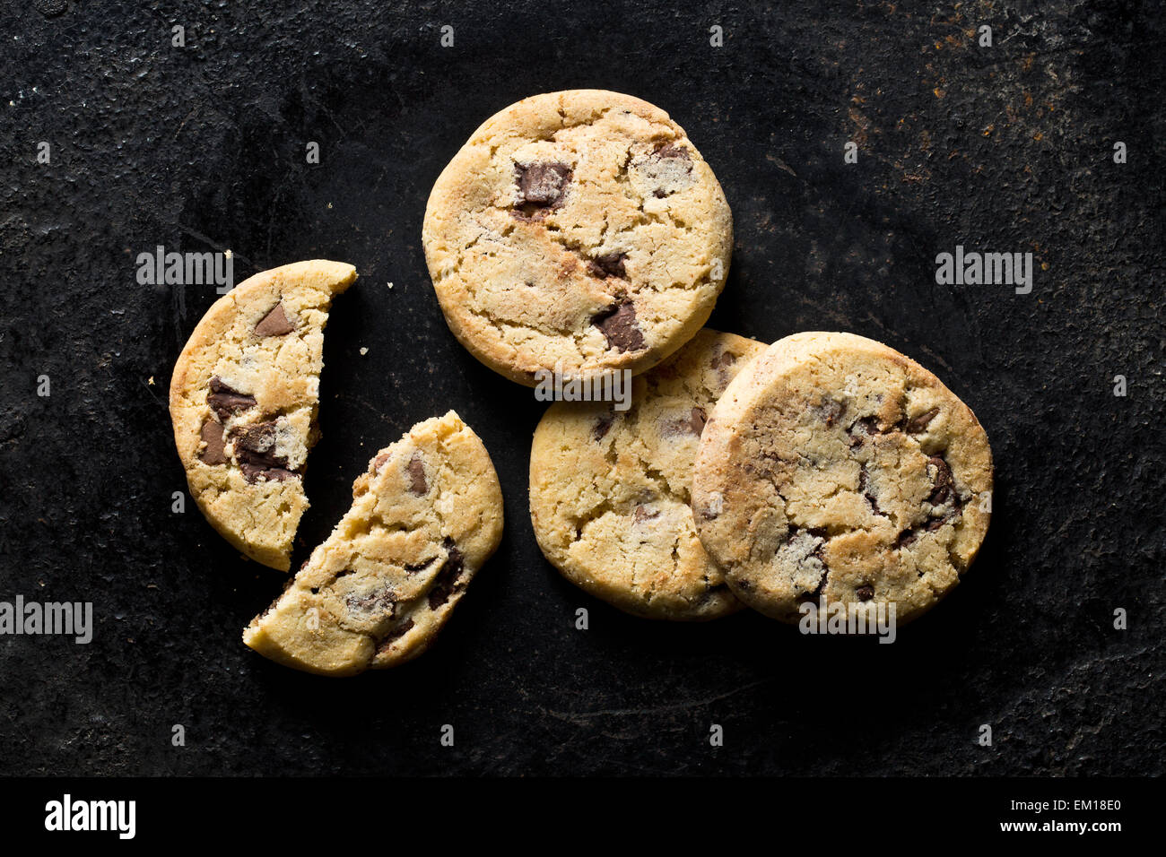 Vue de dessus de cookies au chocolat Banque D'Images